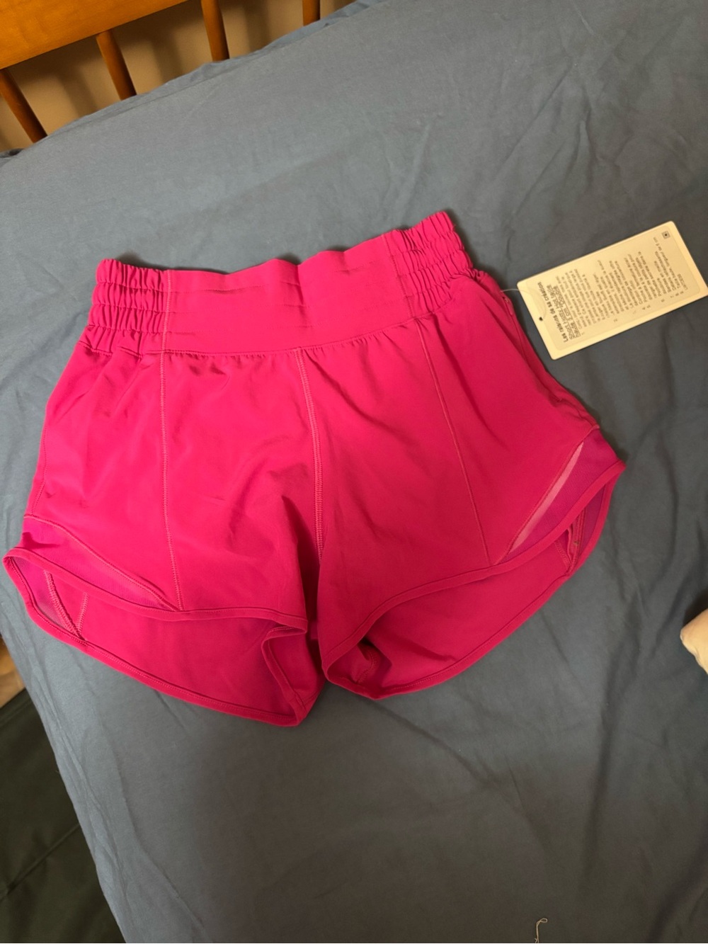 Brand new never worn Lulu Lemon Hotty Hot HR short 2.5 Lined size 2 Pink Flare